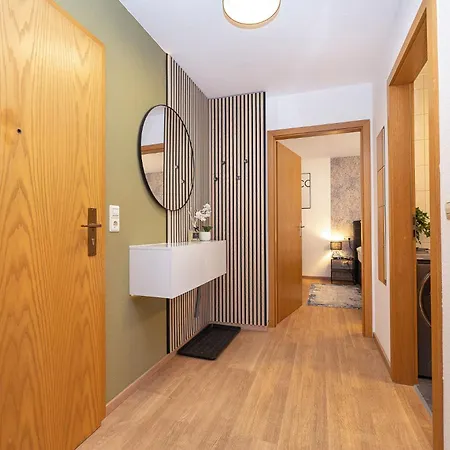 Luxx Home Bc, Zentral - Fuer 4 Personen - Balkon - Parken - Voll Ausgestattete Kueche Biberach an der Riß Zewnętrze zdjęcie