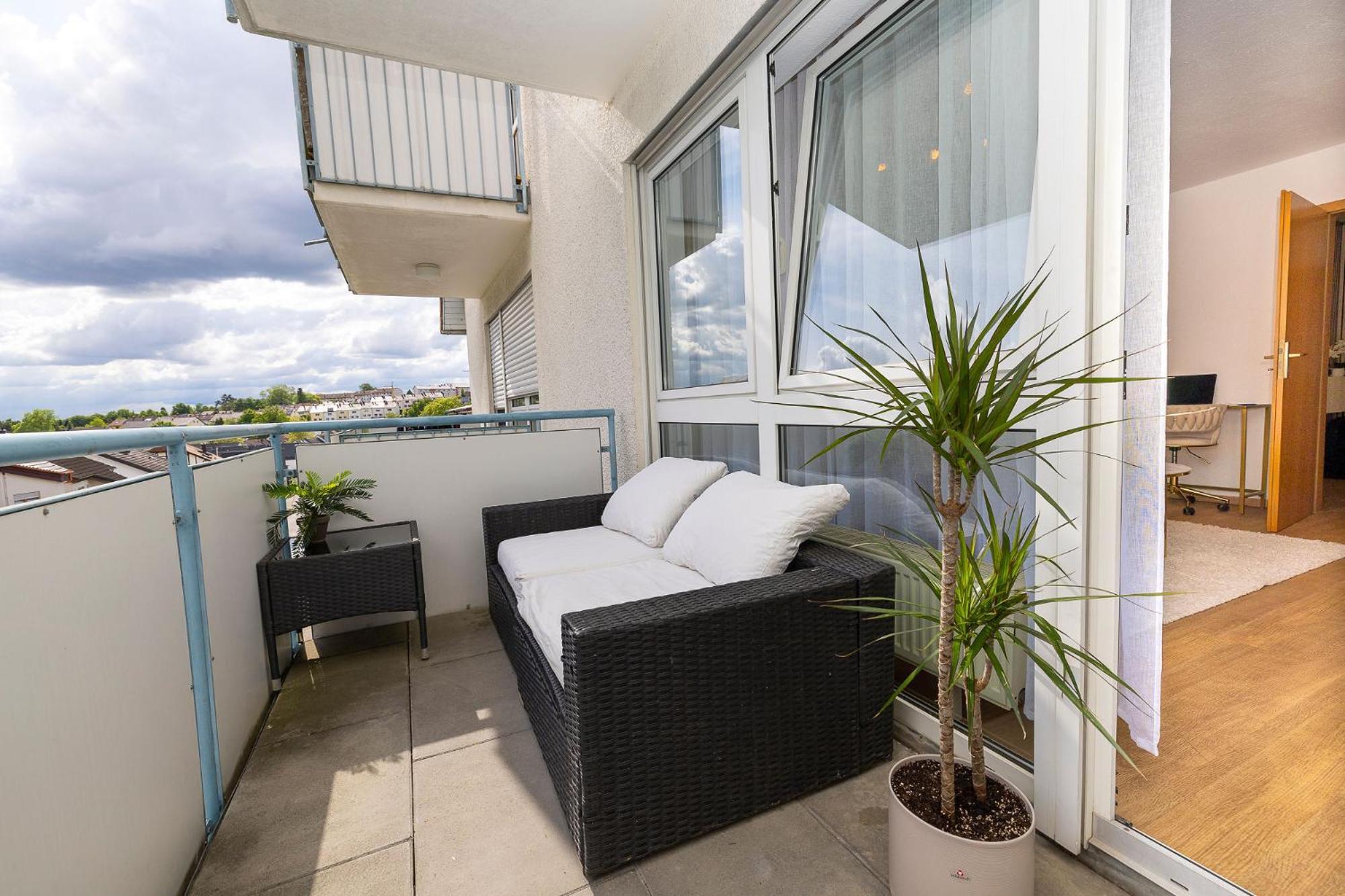Luxx Bc, Zentral - Fuer 4 Personen - Balkon - Parken - Voll Ausgestattete Kueche * Biberach an der Riss